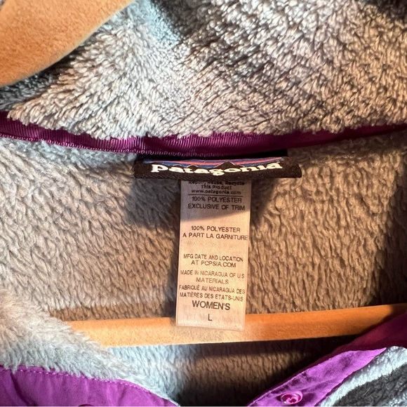 GUC Patagonia Women's Re-Tool Snap-T®
Fleece Pullover - Picture 3 of 5